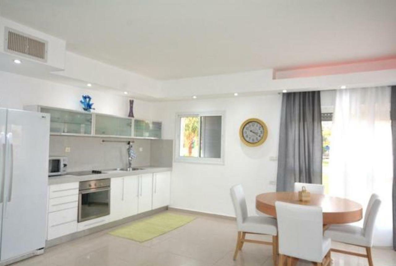 Sweethome26 Apt Eilat Sea View / Free Parking Buitenkant foto