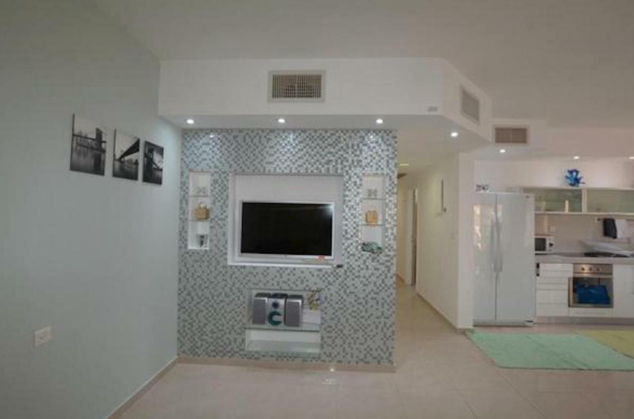 Sweethome26 Apt Eilat Sea View / Free Parking Buitenkant foto